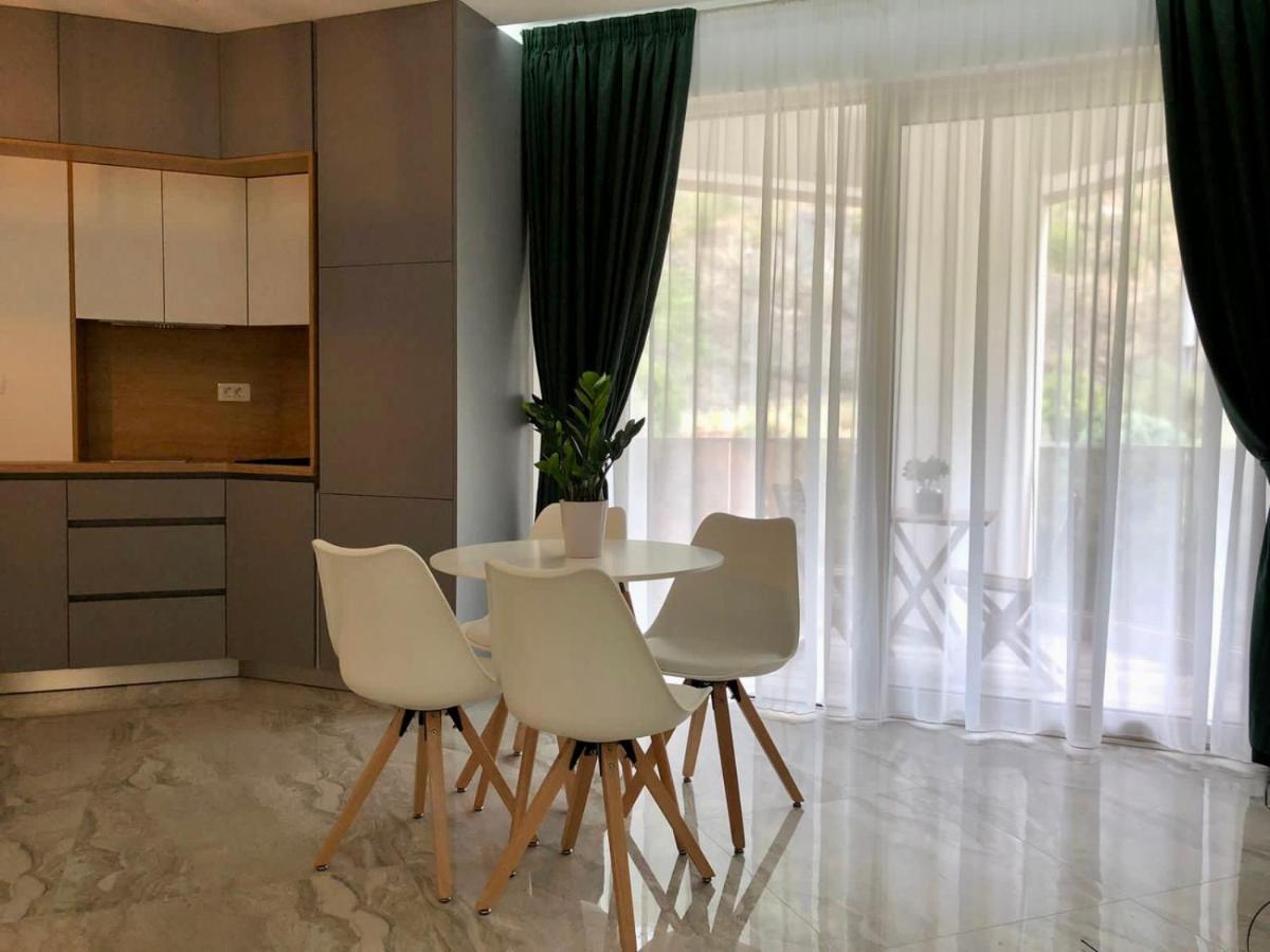Aura Tower Apartments By Gaby Rafailovići Exteriér fotografie