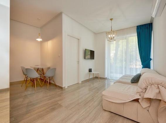 Aura Tower Apartments By Gaby Rafailovići Exteriér fotografie