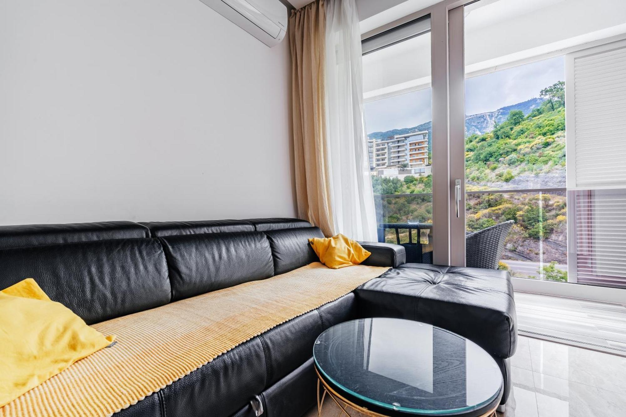 Aura Tower Apartments By Gaby Rafailovići Exteriér fotografie